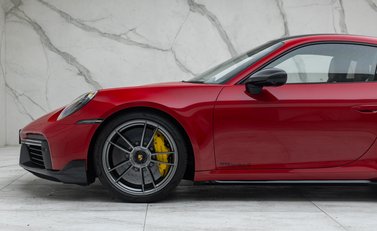 Porsche 911 Turbo S (992) Lightweight 52