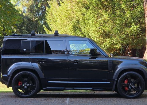 Land Rover Defender 3.0 Defender X MHEV Auto 4WD 5dr 31