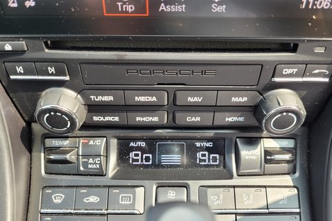 Porsche 911 CARRERA S PDK 39