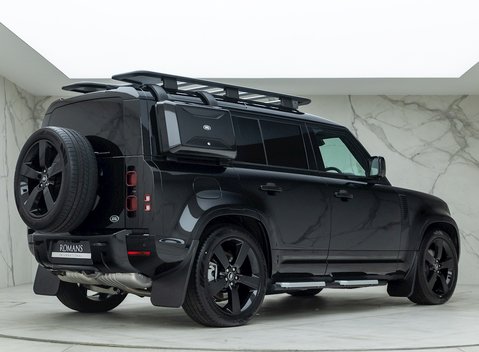 Land Rover Defender 110 D300 Hard Top X-Dynamic HSE 7
