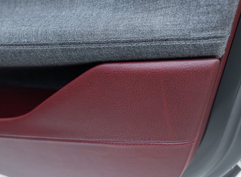 Ferrari GTC4 Lusso V12 TAILOR MADE 41