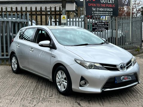 Toyota Auris ICON VVT-I 5