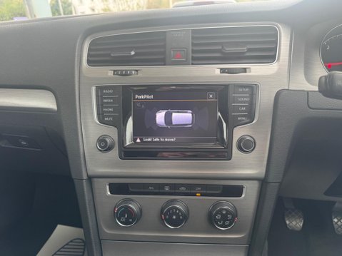 Volkswagen Golf 1.6 TDI BlueMotion Tech Match Euro 5 (s/s) 5dr 22
