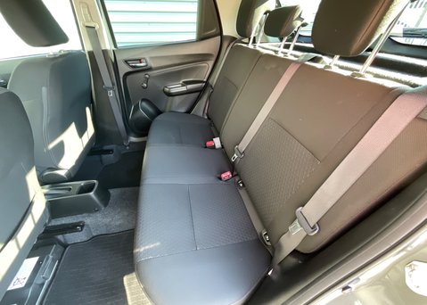 Suzuki Swift SZ-T DUALJET MHEV 15