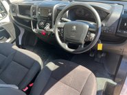 Peugeot Boxer BLUEHDI 333 L1H1 PROFESSIONAL P/V 8