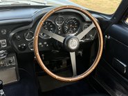 Aston Martin DB6 MANUAL 55