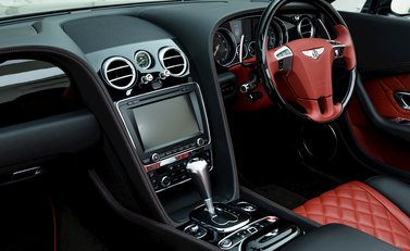 Bentley Continental GT V8 S Convertible 17