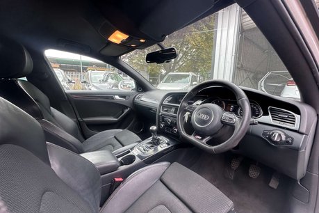 Audi A4 2.0 TDI Black Edition Saloon 4dr Diesel Manual Euro 5 (s/s) (177 ps) 10