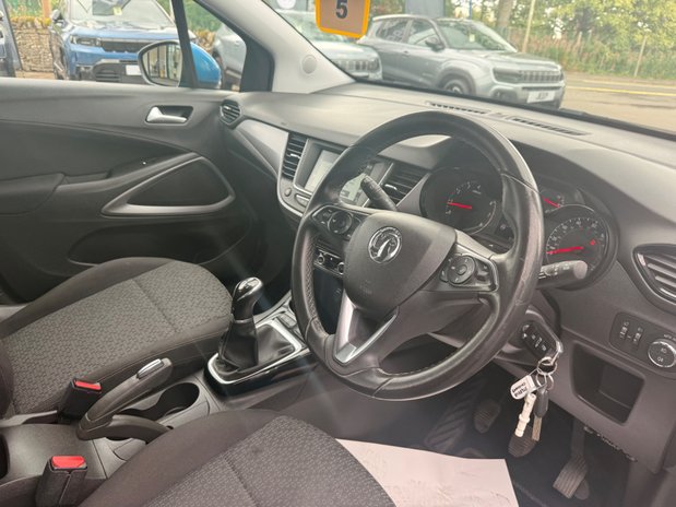 Vauxhall Crossland X SE 14
