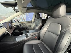 Tesla Model Y (Dual Motor) Long Range SUV 5dr Electric Auto 4WDE (384 bhp) 28