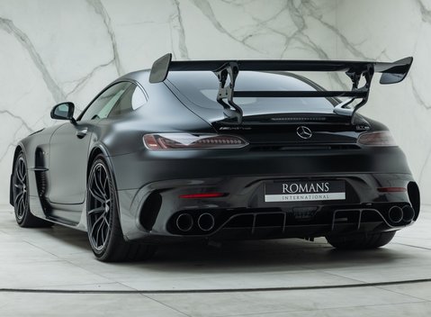 Mercedes-Benz Amg GT BLACK SERIES 10
