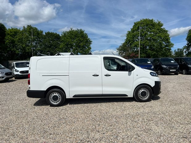 Citroen Dispatch XLWB L3H1 Enterprise 1400 Air Con Camera Sensors EURO 6 NO VAT 5