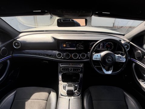 Mercedes-Benz E Class 2.0 E300de 13.5kWh AMG Line (Premium) G-Tronic+ Euro 6 (s/s) 5dr 44