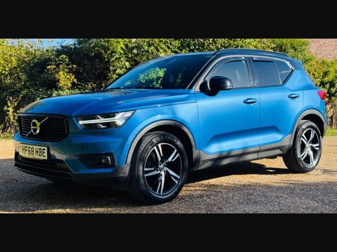 Volvo XC40 2.0 D3 R-Design SUV 5dr Diesel Auto Euro 6 (s/s) (150 ps) 4