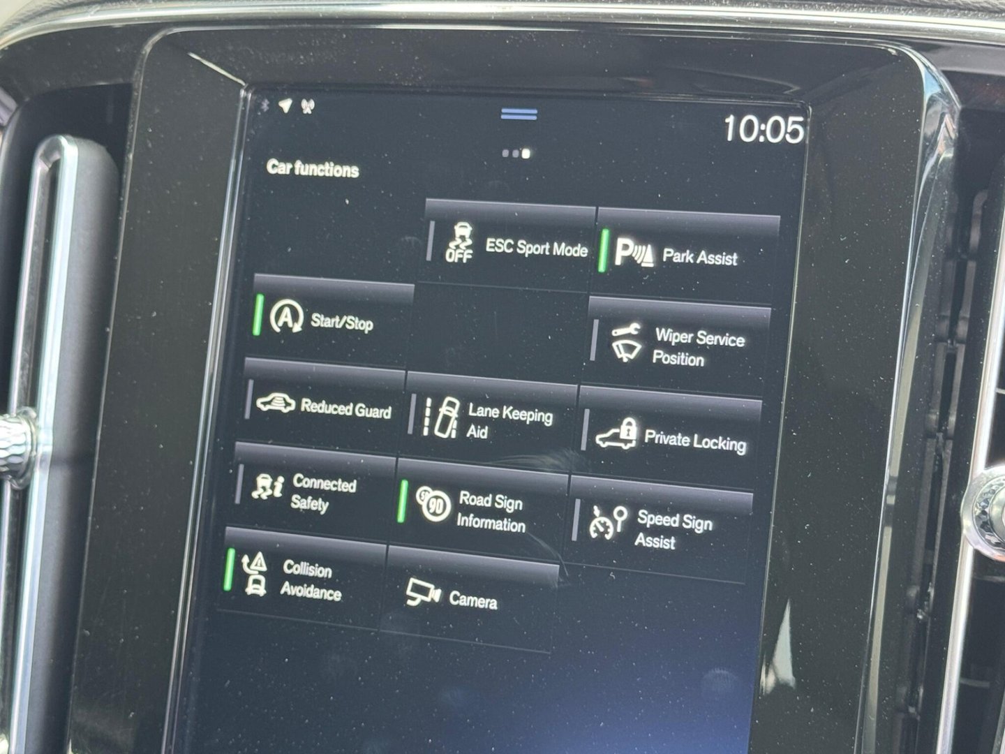 2020 Volvo XC40 — image 13
