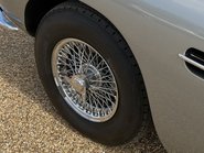 Aston Martin DB6 MANUAL 43