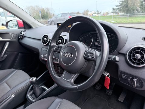 Audi A1 SPORTBACK TFSI SPORT NAV 10