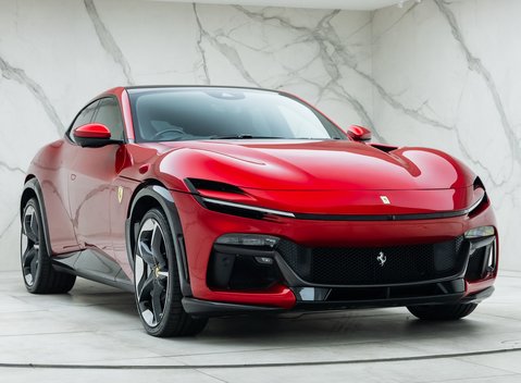 Ferrari Purosangue V12 7