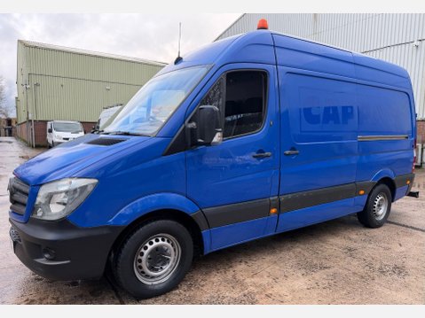 Mercedes-Benz Sprinter 2.1 211 CDi Panel Van 5dr Diesel Manual RWD L2 H3 (234 g/km, 112 bhp) 25