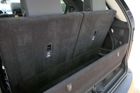 Land Rover Discovery TD6 HSE 37