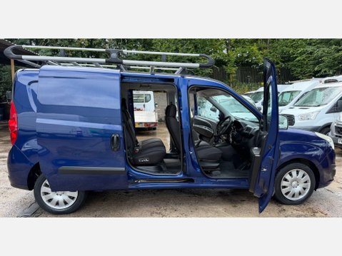 Vauxhall Combo 1.6 CDTi 2300 16v Sportive Panel Van 6dr Diesel Manual FWD L2 H1 (s/s) (137 6
