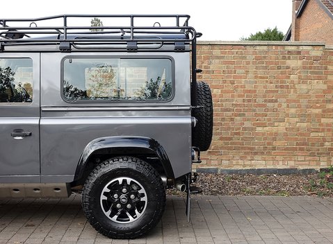 Land Rover 90 Adventure 10