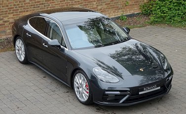 Porsche Panamera Turbo 28