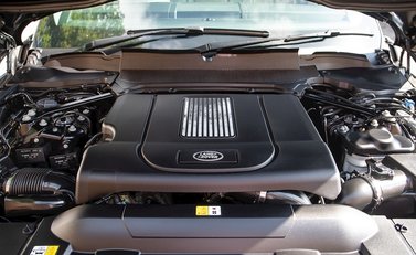 Land Rover Range Rover 4.4 SDV8 URBAN 28