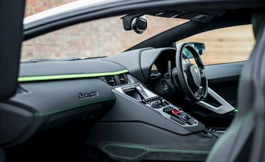 Lamborghini Aventador S 14