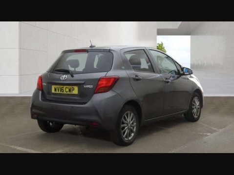 Toyota Yaris 1.3 Yaris Icon VVT-i 5dr 4