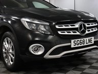 Mercedes-Benz GLA GLA 200 SE 24