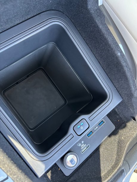 Land Rover Range Rover 3.0 D300 MHEV Westminster SUV 5dr Diesel Auto 4WD Euro 6 (s/s) (300 ps) 27