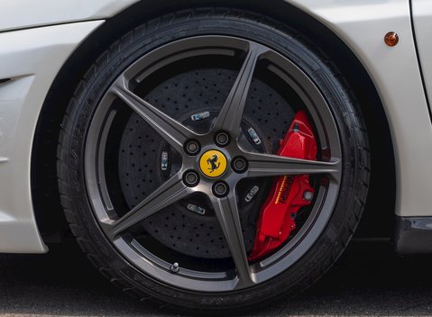 Ferrari 430 Scuderia Spider 16M 12
