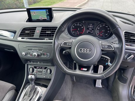 Audi Q3 1.4 TFSI CoD Black Edition S Tronic Euro 6 (s/s) 5dr 85