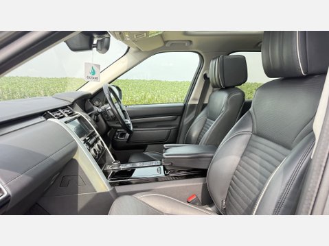 Land Rover Discovery SDV6 HSE LUXURY 40