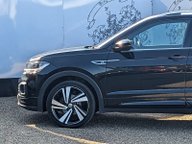 Volkswagen T-Cross R-LINE TDI DSG 17
