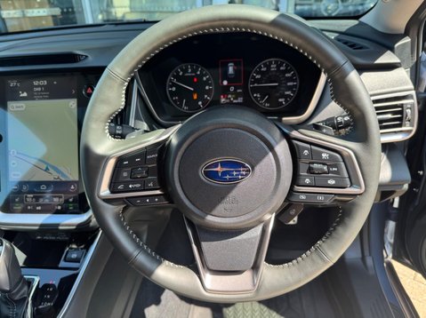 Subaru Outback TOURING 34