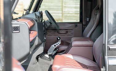 Land Rover Defender 90 XS T40S 15