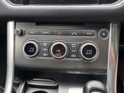 Land Rover Range Rover Sport 3.0 Range Rover Sport HSE Dynamic SDV6 Auto 4WD 5dr 25