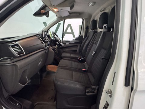 Ford Transit Custom 2.0 Transit Custom 300 Limited EcoBlue 5dr 14
