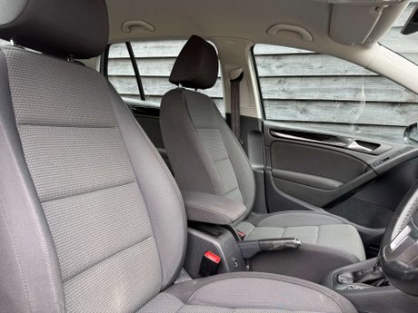Volkswagen Golf 1.4 Golf Match TSi DSG 5dr 16
