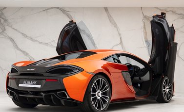 McLaren 570S 8