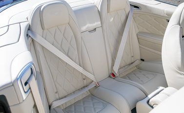Bentley Continental GT Speed Convertible 15