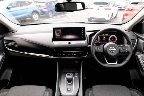 Nissan Qashqai DIG-T N-CONNECTA DCT MHEV 3