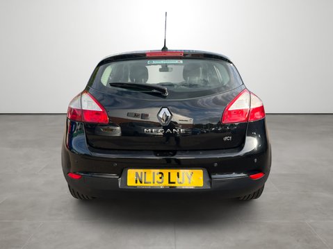 Renault Megane 1.5 dci 110PS Dynamique TomTom 5dr [Start Stop] 10