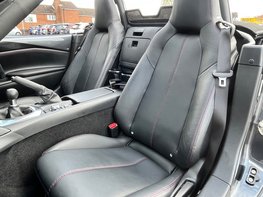 Mazda MX-5 SPORT NAV 50