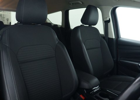 Ford Kuga 1.5 TDCi Titanium SUV 5dr Diesel Manual Euro 6 (s/s) (120 ps) 42