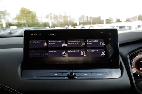 Nissan Qashqai DIG-T N-CONNECTA MHEV 26