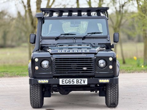 Land Rover Defender 2.2 Defender 90 XS Hard Top TD 4WD 11