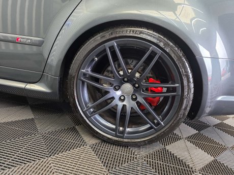 Audi RS4 4.2 Estate 5dr Petrol Manual quattro (326 g/km, 415 bhp) 41
